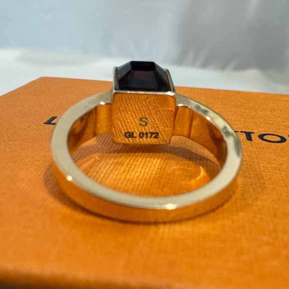 Louis Vuitton Multicolor Gamble Ring | Size US 5 - Picture 8 of 17